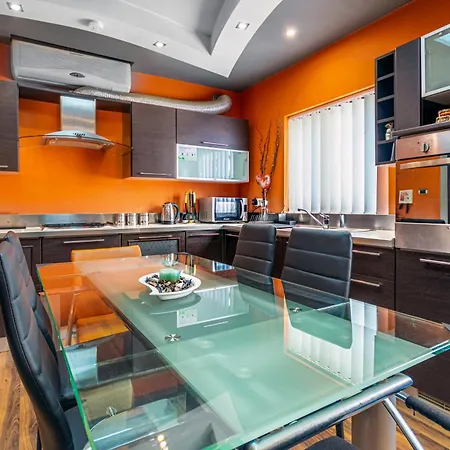 Coastal Creek Pembroke